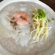 โจ๊กหมู-ต้มเลือดหมู เจ้าเก่าดวงกมล