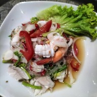 เมนูของร้าน สำราญเพลส -