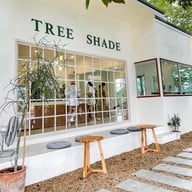 Tree Shade ดำเนินสะดวก