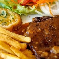 Sansai steakhouse (สันทรายสเต็กเฮาส์)