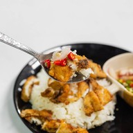 ร้านเบอร์เกอร์อาหารตามสั่ง (Halal) สะเดา