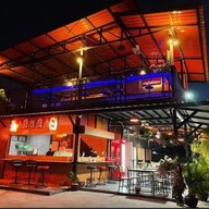 ลานหลวง - Lan Luang