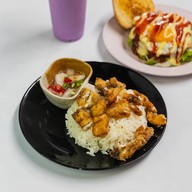 ร้านเบอร์เกอร์อาหารตามสั่ง (Halal) สะเดา