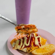 ร้านเบอร์เกอร์อาหารตามสั่ง (Halal) สะเดา