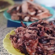 ป้าแดงจิ้นตุ๊บ