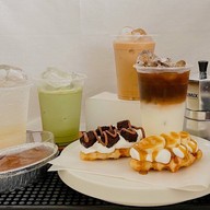 Taro Coffee & Tea ตลาดคลังเซเว่น