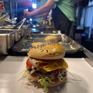 BS Burger Shop วชิรา