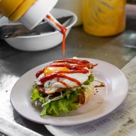 ร้านเบอร์เกอร์อาหารตามสั่ง (Halal) สะเดา