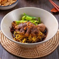 เรือเอก (เตี๋ยวเรือ&ข้าวกระเพรา) เรือเอก (เตี๋ยวเรือ&ข้าวกระเพรา)