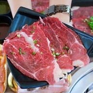 Giants Yakiniku (ไจแอนส์ ศรีราชา) ศรีราชา