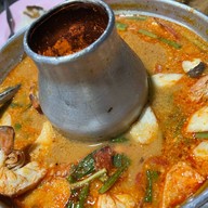 ร่มไม้ ริมนา ลาดหลุมแก้ว