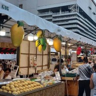 ข้าวเหนียวมะม่วง ป้าวิ หมู่บ้านเสรี สุขุมวิท77 สาขา1