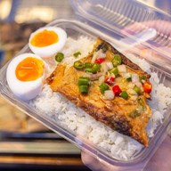 รักแหละถึงแกะให้ (ปลาแกะห่อหมกย่าง)