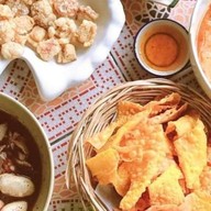 ก๋วยเตี๋ยวเรือฟ้ามุ่ย