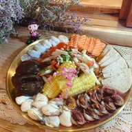 ยำดูดนิ้ว อร่อยจนต้องยกนิ้ว(ดูด)