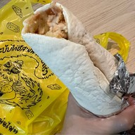 เมนูของร้าน กะบับไก่ชีสพ่นไฟแปดริ้ว