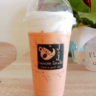 เมนูของร้าน J&J กาแฟสดร้อยเอ็ด