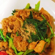 ผัดไทย หอยทอด ไอศครีมโยเกิร์ตเกล็ดหิมะ ตามสั่ง(ร้านแม่จำเนียร)พฤกษา30/1