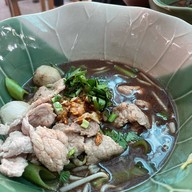 เตี๋ยวเรืออยุธยา รจ’เด็จ (หมู่บ้านวรุณี) สาขาคุ้งลาน-โรจนะ