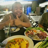 ร้านอาหารสวนสะแก