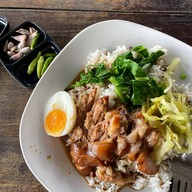 ก๋วยเตี๋ยวเรือน้ำตกสูตรผีบอก บ้านเอื้อ 304