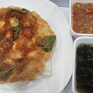 ข้าวไข่เจียว อาหารชุด by รุจี