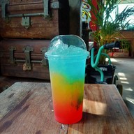 THESUN ' Drinks ☕ ชา กาแฟ น้ำผลไม้ปั่น (ตลาดใต้ทางด่วนงามวงศ์วาน)