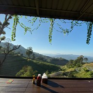 ไร่ผ่อดอย