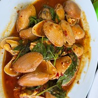 เมนูของร้าน ข้าวต้มผักบุ้งลอยฟ้า  พัทยาเหนือ