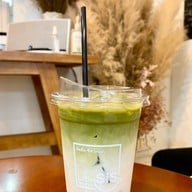 Little SiS Sweet Art Cafe เมืองทองธานี