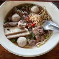 หนวดเตี๋ยวเนื้อ -