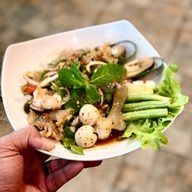 POP Restaurant Lumnarai