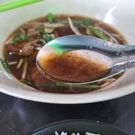 เมนูของร้าน โกดัง47เนื้อตุ๋น หมูตุ๋น ข้าวหมกไก่