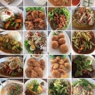 ครัวร่มไทร คลอง1 อาหารไทย ตามสั่ง แหนมเนือง น้ำผลไม้สดปั่น ชา กาแฟ😋เจ้าเก่าเจ้าเดิม 1