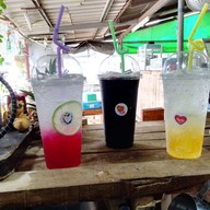 ศาลาสิบลี้