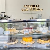 Anacolly Cafe’ & Bistro