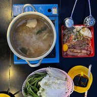 เมนูของร้าน สามแสบแคมป์ปิ้งจิ้มจุ่ม