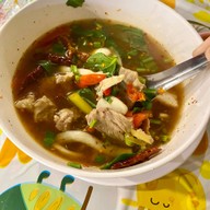 ลาภปาก (แยกไฟแดงตรอกจัทร์)