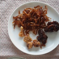 ข้าวแช่แม่อร