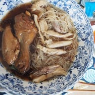 ก๋วยเตี๋ยวไก่ราชวัตร สาขา ตรงข้ามกรมสรรพสามิต (สาขา 2)  ตรงข้ามกรมสรรพสามิต