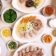 โจ๊กสามย่าน แคราย (ปากซอยงามวงศ์วาน 4) - ข้าวมันไก่ ต้มเลือดหมู แคราย (ปากซอยงามวงศ์วาน4)