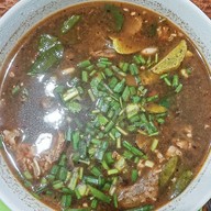 ร้านลาภ หน้าบ้าน