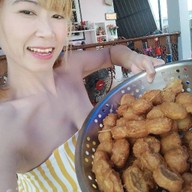 ร้านลูกชิ้นทอดเจ้ดัว
