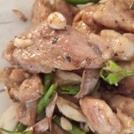 หมูหลบเเดด -