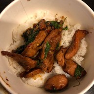 โครตกระเพรา เนื้อโคขุน (เจ๊แสนดี)