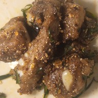 หมูหลบเเดด -