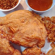 ไก่ทอดหาดใหญ่ ข้าหลวง