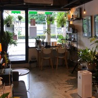 Three Little Birds Cafe on Lonely Avenue