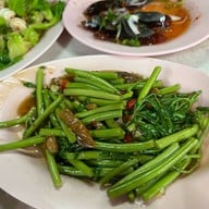 เมนูของร้าน น้องเล็ก