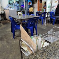 บรรยากาศ ร้านข้าวต้ม